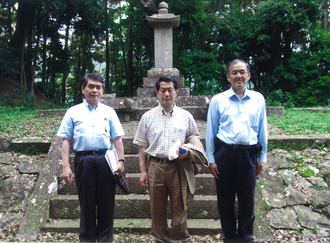 山崎泰氏と共に