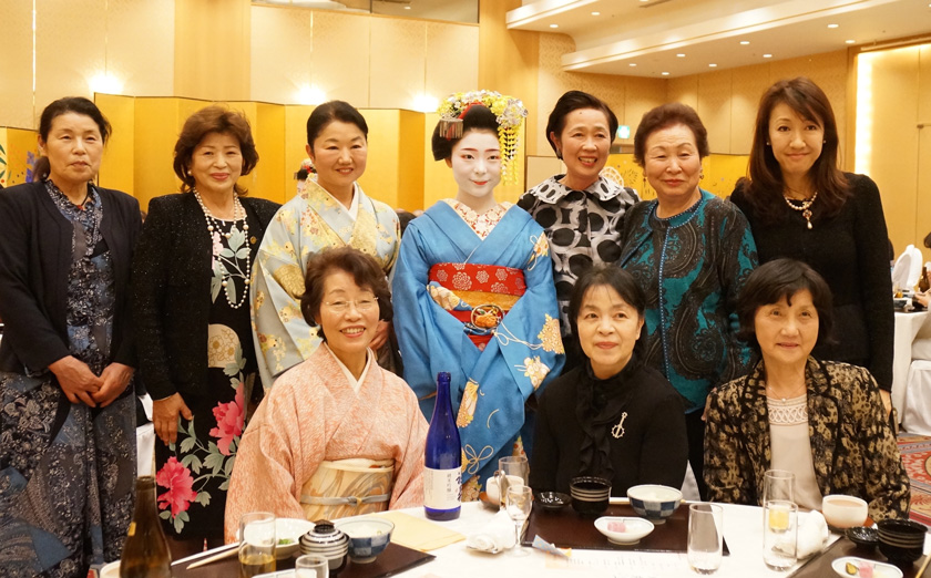 茶会を支えた神戸、東京の皆さん