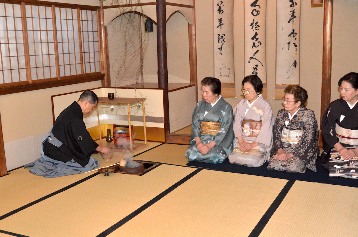 家元による大福点前 